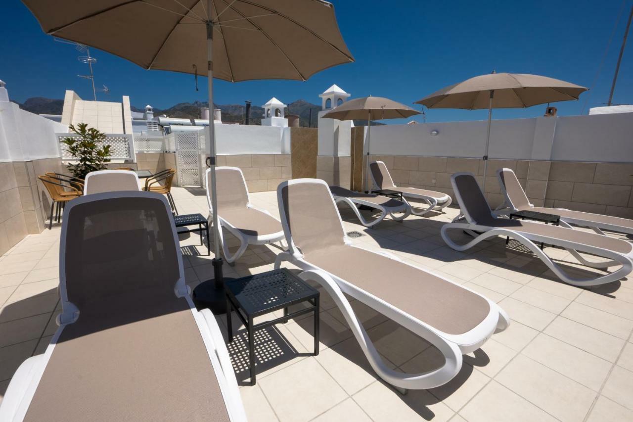 Apartamentos Mombasa 1 Planta 네르하 외부 사진