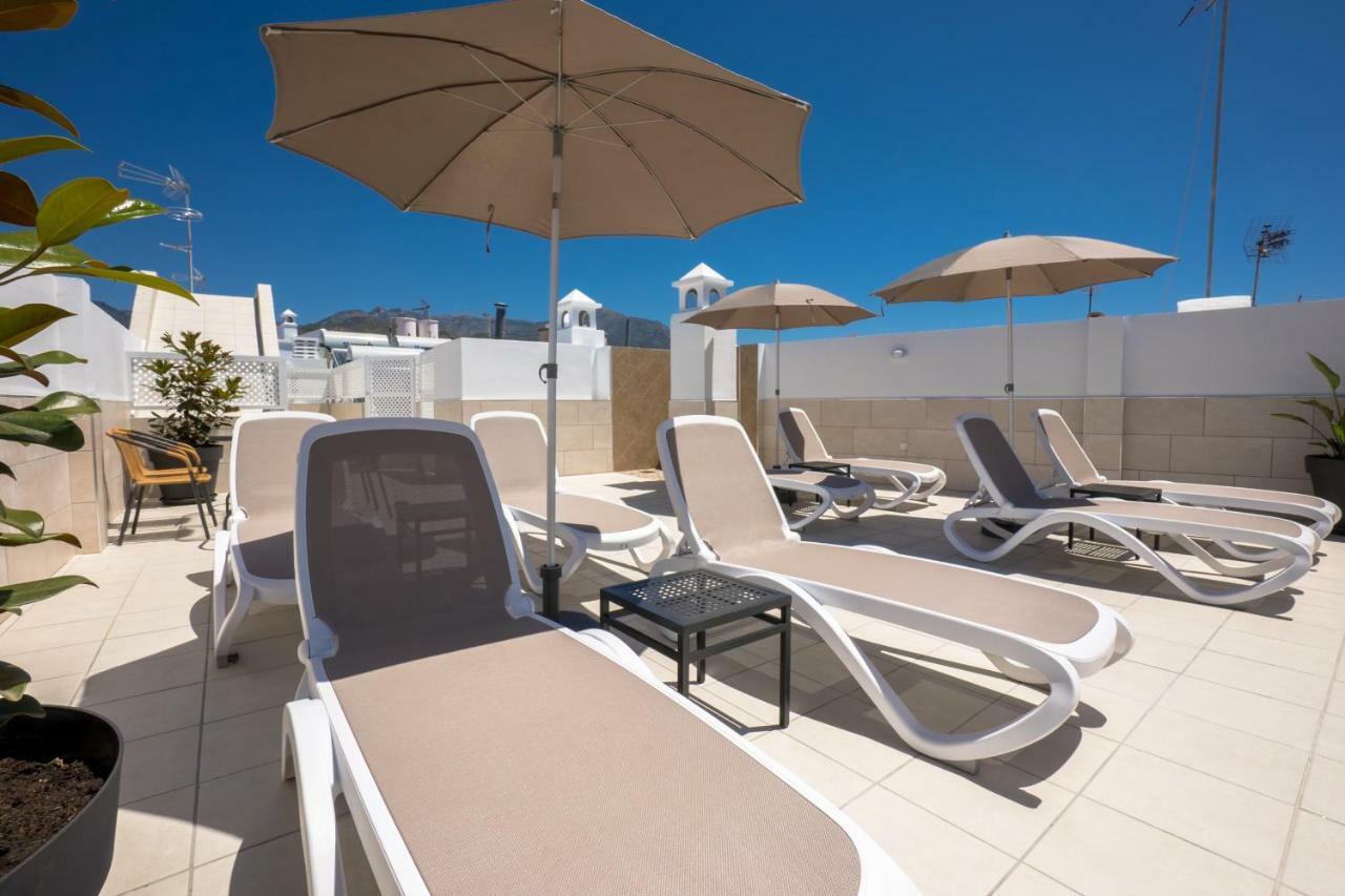 Apartamentos Mombasa 1 Planta 네르하 외부 사진