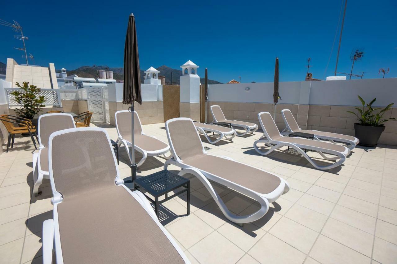 Apartamentos Mombasa 1 Planta 네르하 외부 사진