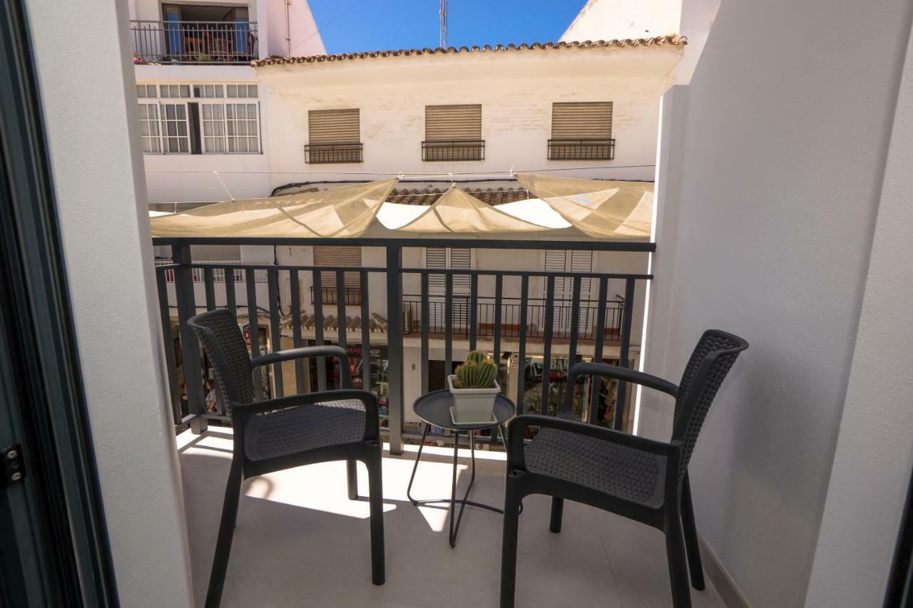 Apartamentos Mombasa 1 Planta 네르하 외부 사진